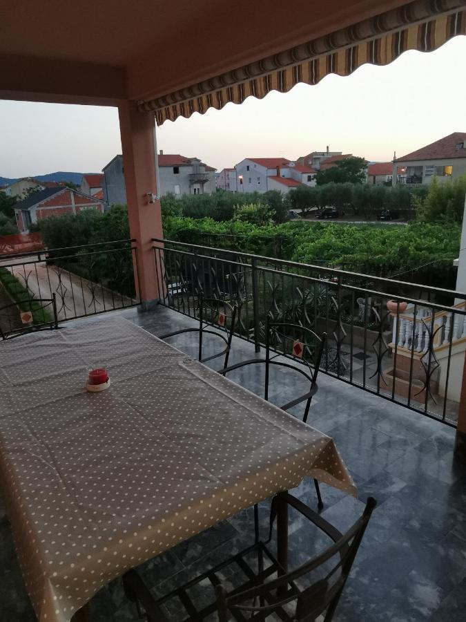 Apartman Konfidenca Biograd na Moru Kültér fotó